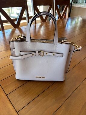 Michael Kors Emilia small Beige Leather Satchel